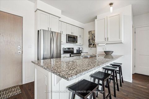 Photo 7 at 105 - 3028 Creekshore Common, GO Glenorchy, Oakville