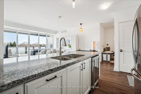 Photo 12 at 105 - 3028 Creekshore Common, GO Glenorchy, Oakville