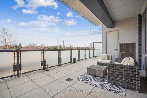 Photo 25 at 105 - 3028 Creekshore Common, GO Glenorchy, Oakville