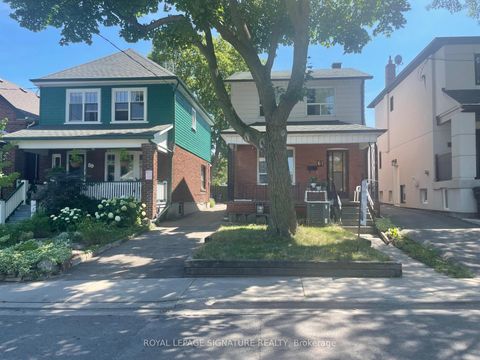 Photo 11 at 61 Belvidere Avenue, Oakwood Village, Toronto Photo 11 at 61 Belvidere Avenue, Oakwood Village, Toronto