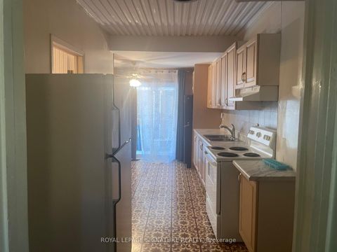 Photo 13 at 61 Belvidere Avenue, Oakwood Village, Toronto Photo 13 at 61 Belvidere Avenue, Oakwood Village, Toronto