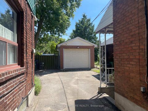 Photo 16 at 61 Belvidere Avenue, Oakwood Village, Toronto