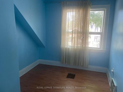 Photo 19 at 61 Belvidere Avenue, Oakwood Village, Toronto