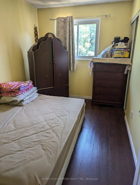 Photo 12 at 12 Greypoint Drive, Malvern, Toronto