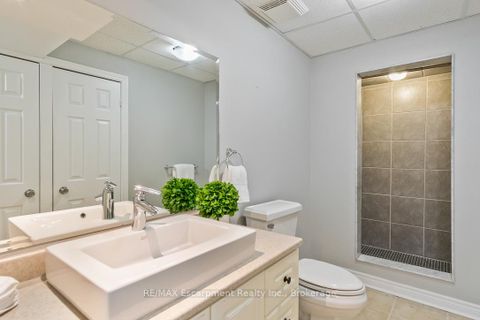 Photo 17 at 2301 Baronwood Drive, WT West Oak Trails, Oakville