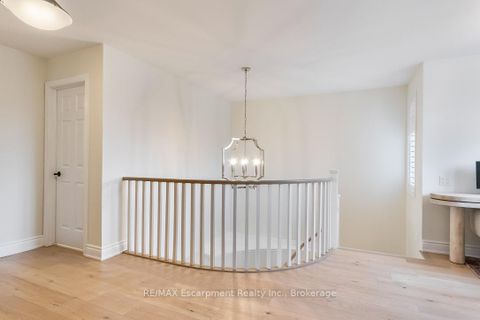 Photo 18 at 2301 Baronwood Drive, WT West Oak Trails, Oakville