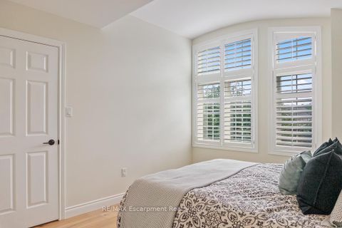 Photo 28 at 2301 Baronwood Drive, WT West Oak Trails, Oakville