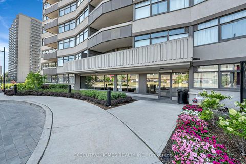 Photo 1 at 508 - 3131 Bridletowne Circle, L'Amoreaux, Toronto