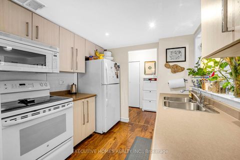 Photo 13 at 508 - 3131 Bridletowne Circle, L'Amoreaux, Toronto