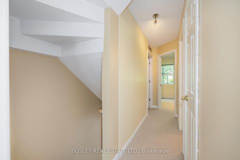 Photo 19 at 186 Milan Street, Moss Park, Toronto