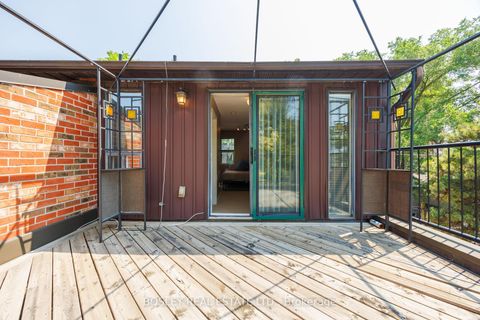 Photo 32 at 186 Milan Street, Moss Park, Toronto