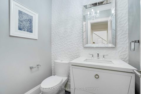 Photo 21 at 352B Lawrence Avenue W, Nortown, Toronto