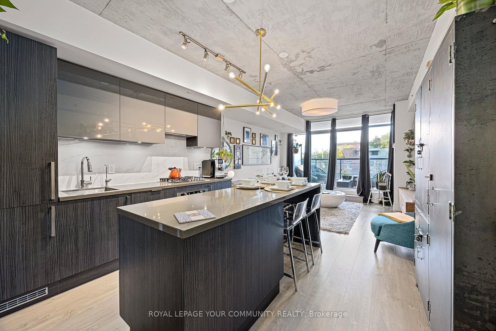 216 - 109 Ossington Avenue, Bellwoods, Toronto 