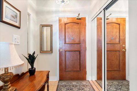 Photo 2 at 508 - 2 Toronto Street, Lakeshore, Barrie