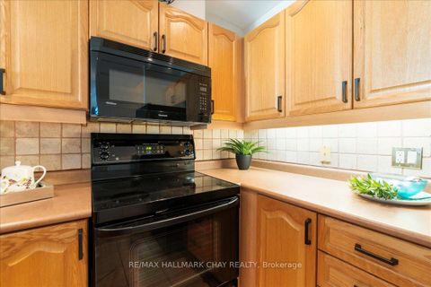 Photo 6 at 508 - 2 Toronto Street, Lakeshore, Barrie