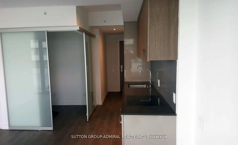 Photo 5 at 3505 - 161 Roehampton Avenue, Mount Pleasant West, Toronto