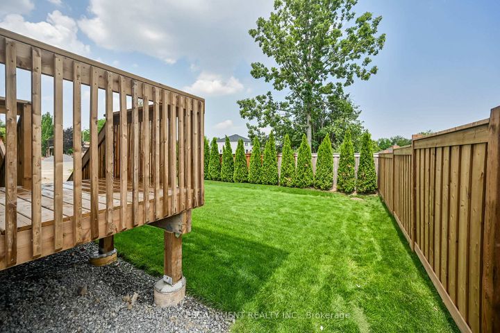 Photo 38 at 385 LIMERIDGE Road E, Bruleville, Hamilton