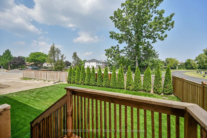 Photo 42 at 385 LIMERIDGE Road E, Bruleville, Hamilton