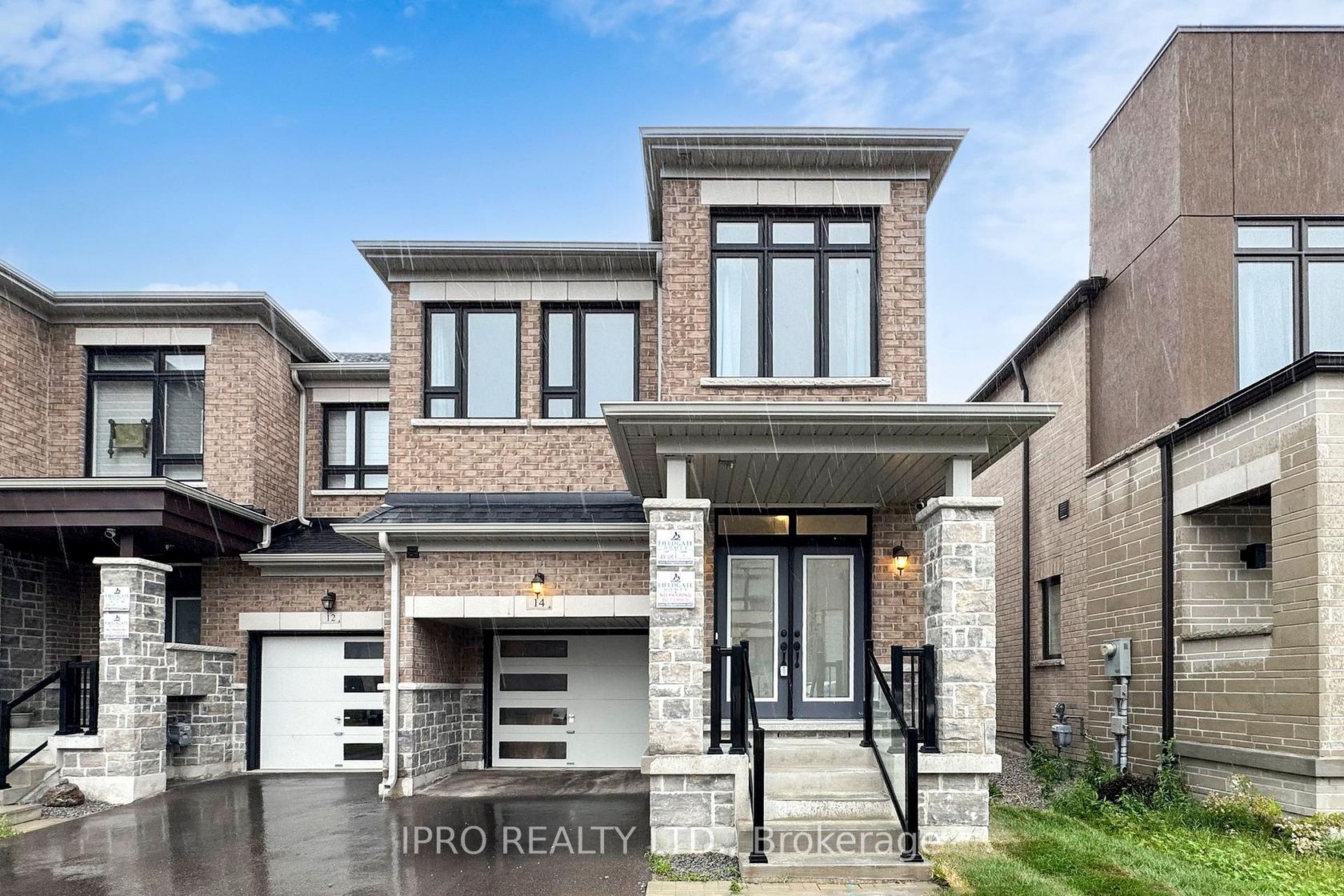 14 Hewison Avenue, Rural Richmond Hill, Richmond Hill 