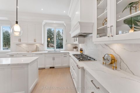 Photo 18 at 42 Agar Crescent, City Centre West, Toronto