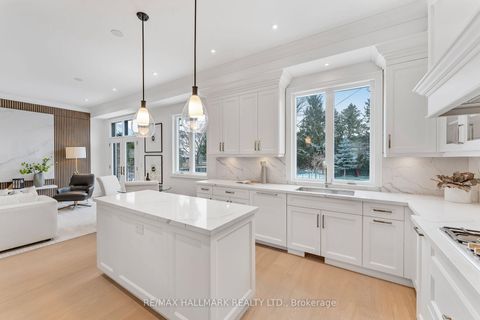 Photo 19 at 42 Agar Crescent, City Centre West, Toronto