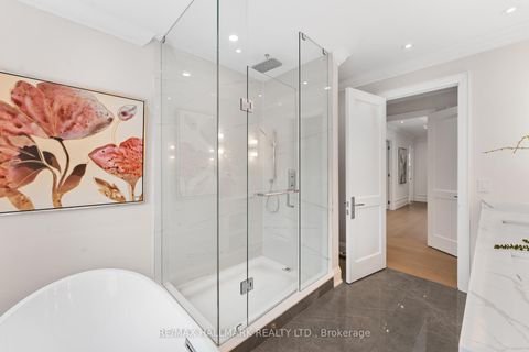 Photo 31 at 42 Agar Crescent, City Centre West, Toronto