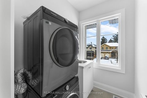 Photo 41 at 42 Agar Crescent, City Centre West, Toronto