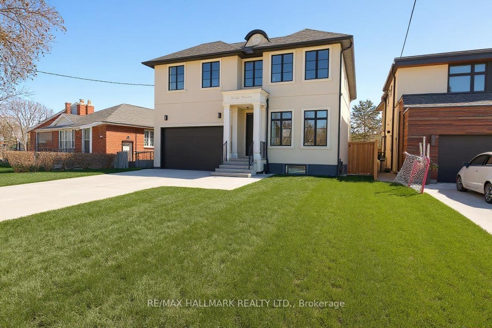 42 Agar Crescent, City Centre West, Toronto 