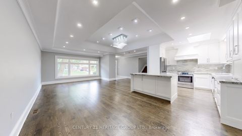 Photo 9 at 321 Betty Ann Drive, Willowdale West, Toronto