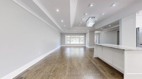 Photo 10 at 321 Betty Ann Drive, Willowdale West, Toronto