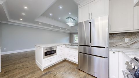 Photo 13 at 321 Betty Ann Drive, Willowdale West, Toronto