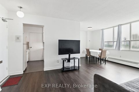 Photo 10 at 1101 - 5 Parkway Forest Drive, Henry Farm, Toronto