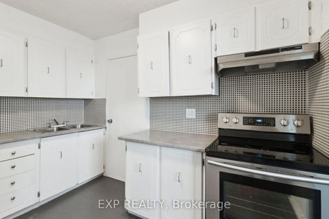 Photo 26 at 1101 - 5 Parkway Forest Drive, Henry Farm, Toronto