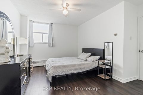 Photo 28 at 1101 - 5 Parkway Forest Drive, Henry Farm, Toronto
