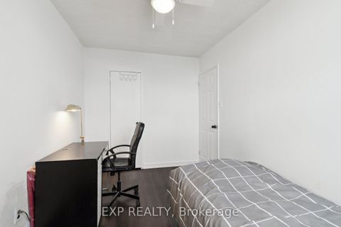 Photo 35 at 1101 - 5 Parkway Forest Drive, Henry Farm, Toronto