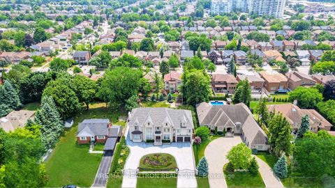 Photo 1 at 129 Arnold Avenue, Yorkhill, Vaughan