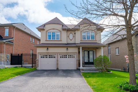 Photo 0 at 11 Zoran Lane, Patterson, Vaughan