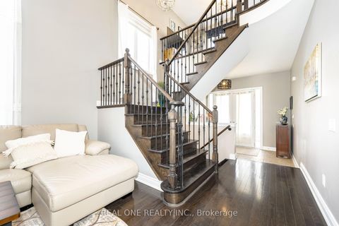 Photo 3 at 11 Zoran Lane, Patterson, Vaughan