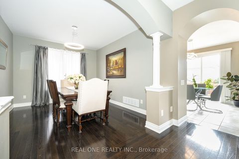 Photo 7 at 11 Zoran Lane, Patterson, Vaughan