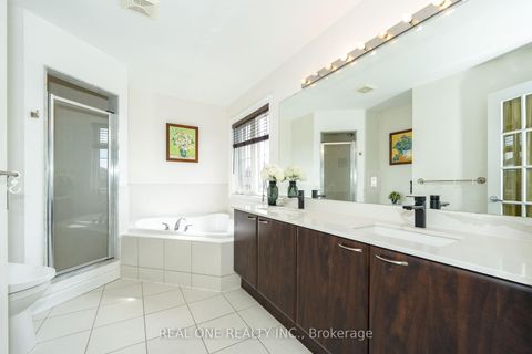 Photo 24 at 11 Zoran Lane, Patterson, Vaughan