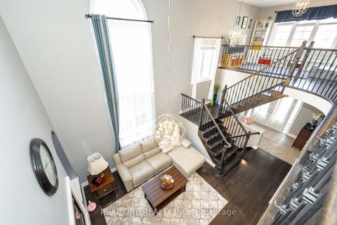 Photo 26 at 11 Zoran Lane, Patterson, Vaughan