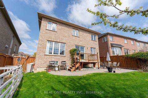Photo 31 at 11 Zoran Lane, Patterson, Vaughan