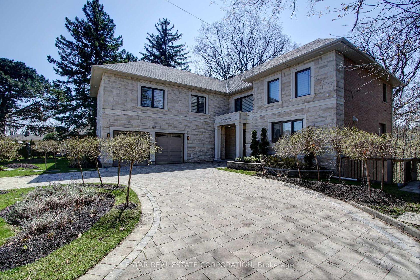 10 Moorehill Drive, Leaside, Toronto 