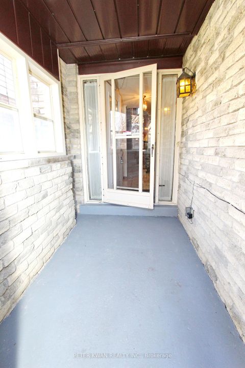 Photo 2 at 19 Sandyhook Square, Steeles, Toronto