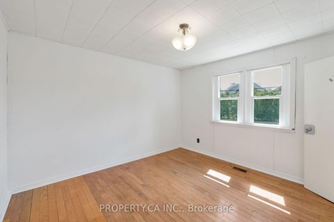 Photo 7 at 36 Sylvan Crescent, Oak Ridges Lake Wilcox, Richmond Hill
