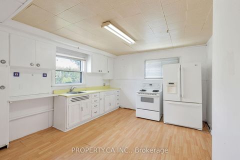 Photo 8 at 36 Sylvan Crescent, Oak Ridges Lake Wilcox, Richmond Hill