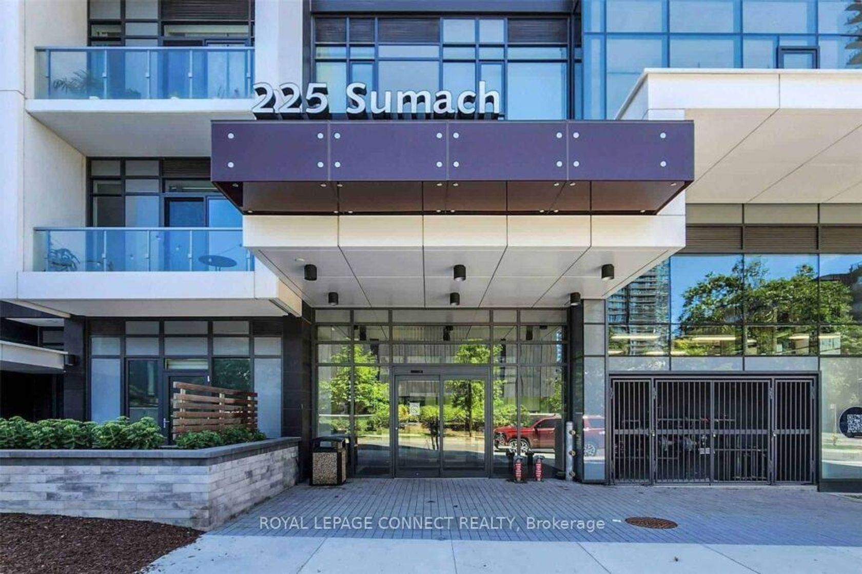 2005 - 225 SUMACH Street, Regent Park, Toronto 