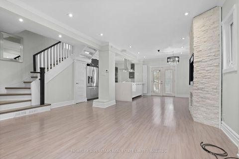 Photo 1 at 5 Aldgate Avenue, Queensway, Toronto