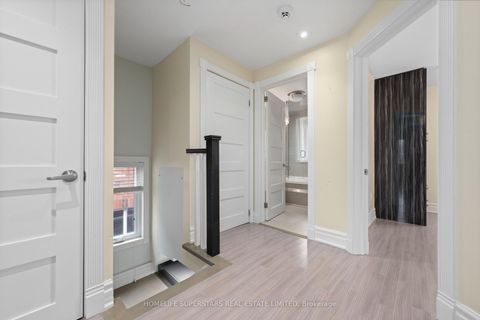 Photo 12 at 5 Aldgate Avenue, Queensway, Toronto
