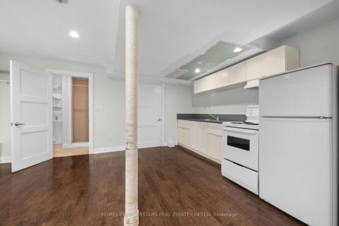Photo 23 at 5 Aldgate Avenue, Queensway, Toronto